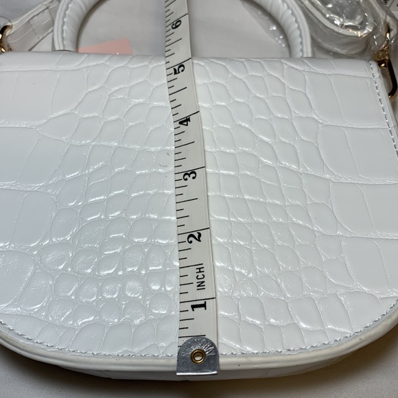 AQUA white croc-embossed small crossbody. Bloomingdale’s Exlusive - Picture 7 of 10